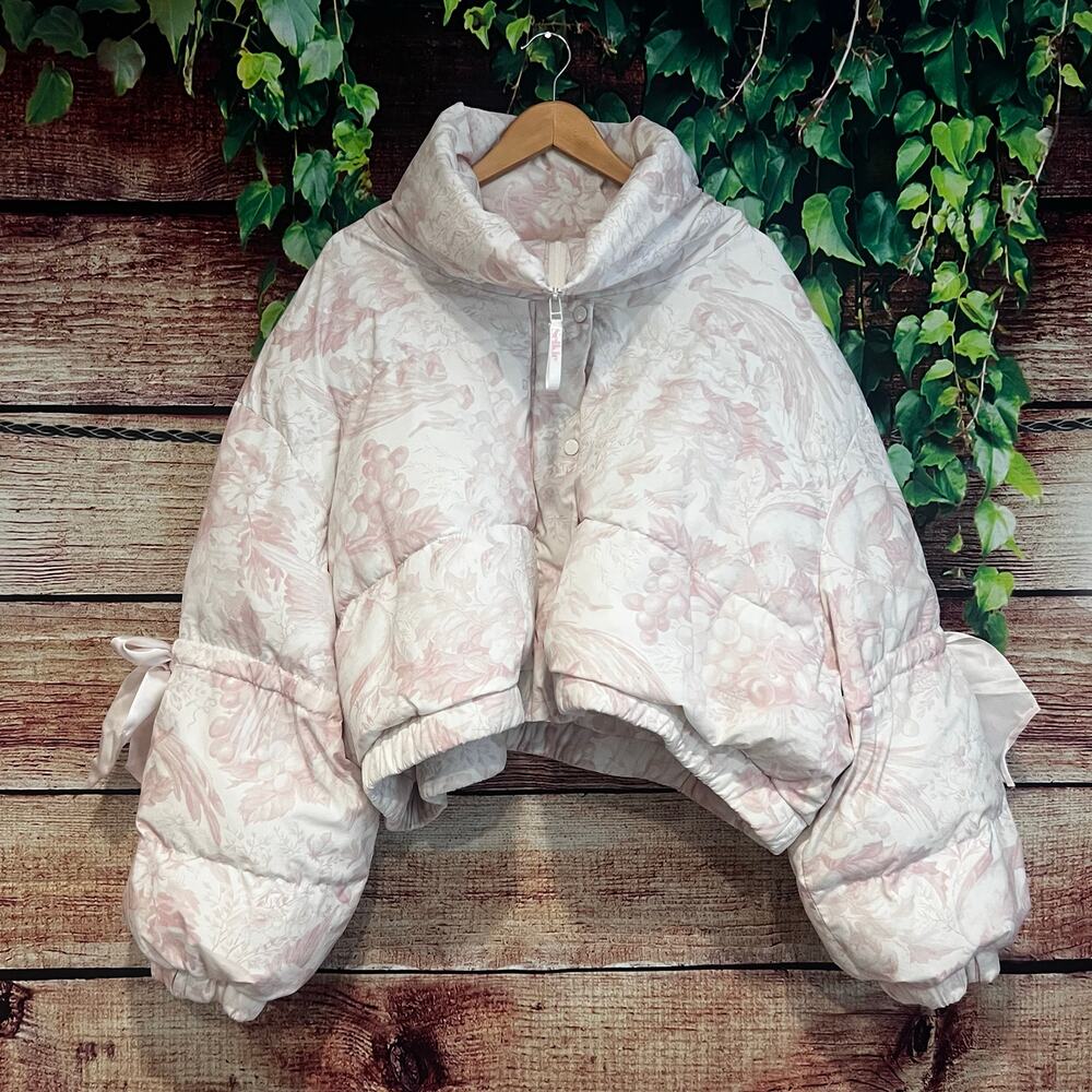 Free People Selkie Marshmallow Printed Puffer Womens 5X Jacket Pink Floral Bows - Picture 5 of 7